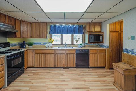 10121 E S Ave, Scotts, MI 49088 photo 8