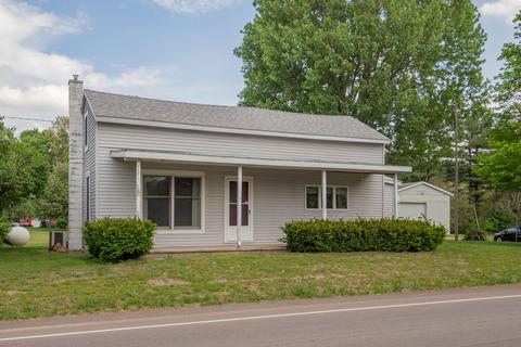 10121 E S Ave, Scotts, MI 49088 photo 1