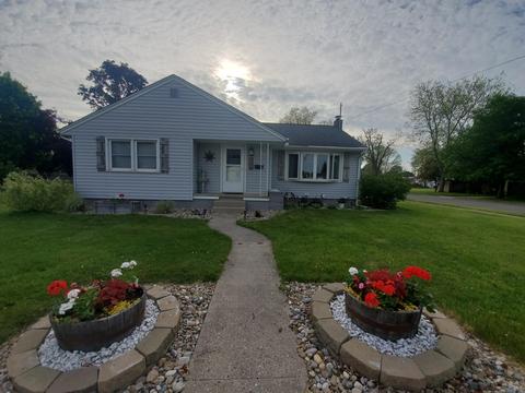 204 Shaffmaster Ave, Bronson, MI 49028 photo 1