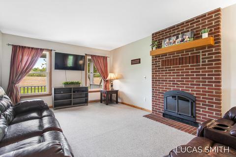 4427 36th St, Hamilton, MI 49419 photo 8