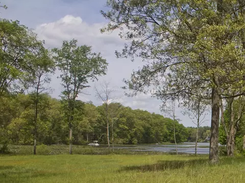 Vl Dutch Settlement, Dowagiac, MI 49047