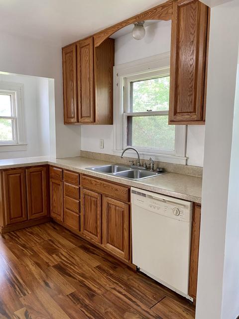 128 E South St, Jackson, MI 49203 photo 7