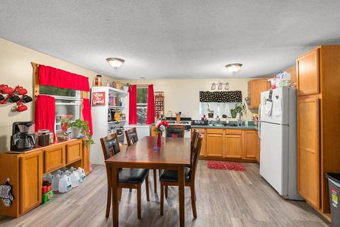 512 E 3rd St, Hersey, MI 49639 photo 5
