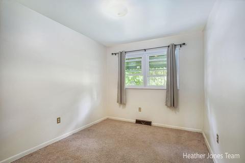 832 Carlson Dr NW, Stanton, MI 48888 photo 10