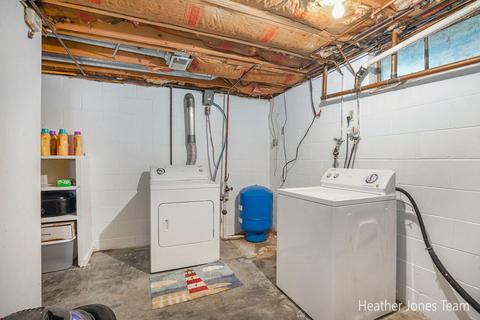 832 Carlson Dr NW, Stanton, MI 48888 photo 16