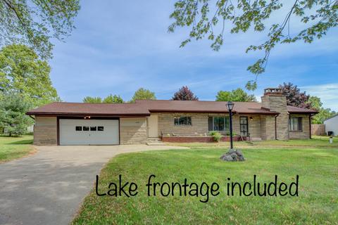 2605 Pine Path, St. Joseph, MI 49085 photo 1