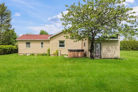 3461 Pine St, Arcadia, MI 49613 photo 3