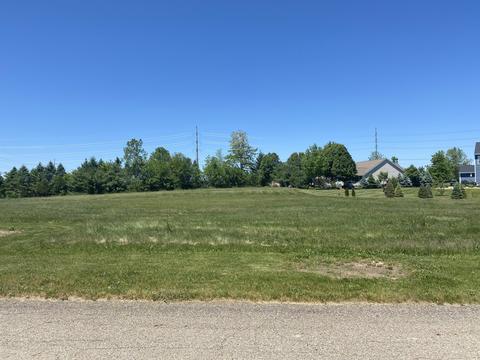15 Diamond Hbr, Cassopolis, MI 49031