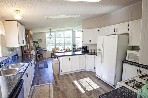 11065 Walnut Ave, Grant, MI 49327 photo 20