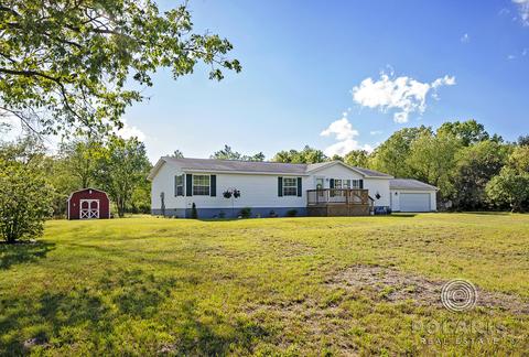 11065 Walnut Ave, Grant, MI 49327 photo 6