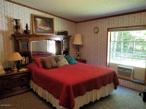 6354 E Peavey St, Walkerville, MI 49459 photo 9