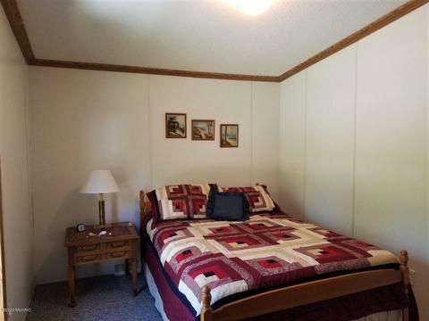 6354 E Peavey St, Walkerville, MI 49459 photo 16