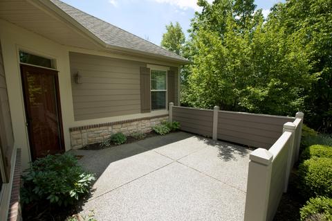 877 Bridge Crest Dr SE, Ada, MI 49301 photo 2