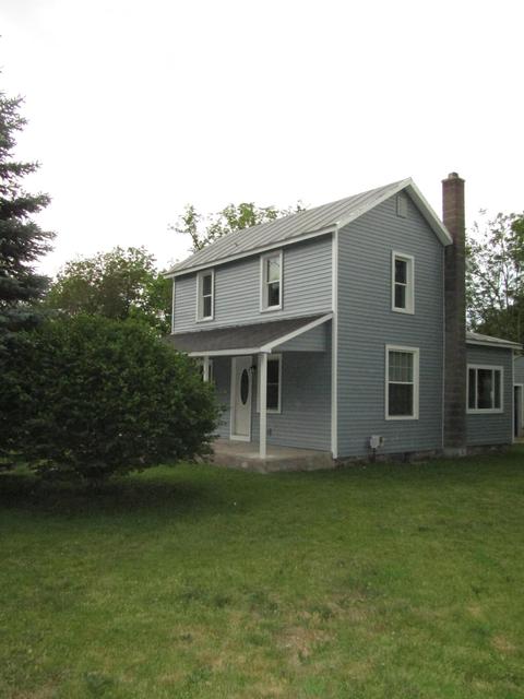 255 N Robinson St, Lyons, MI 48851 photo 2