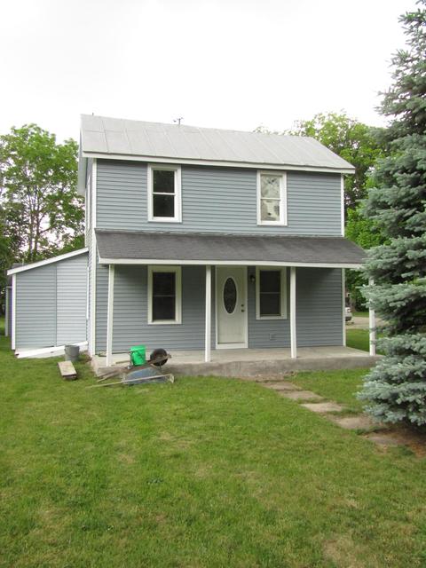255 N Robinson St, Lyons, MI 48851 photo 1