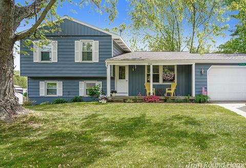 6944 Rix St SE, Ada, MI 49301 photo 1