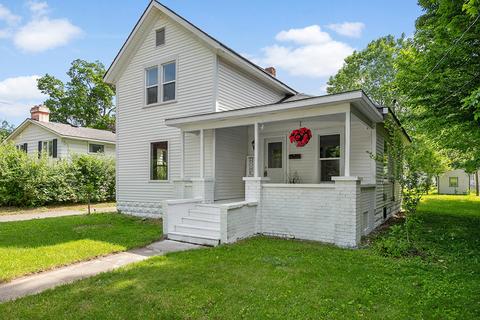 204 S Hooker Ave, Three Rivers, MI 49093 photo 1