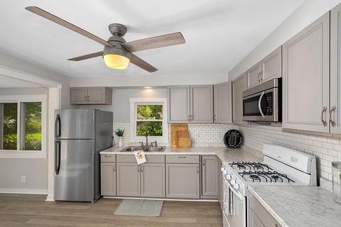 204 S Hooker Ave, Three Rivers, MI 49093 photo 8