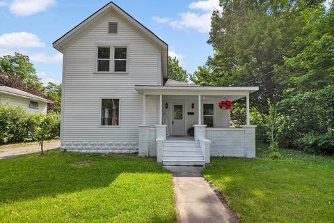 204 S Hooker Ave, Three Rivers, MI 49093 photo 2