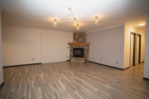 845 Smith St, Algonac, MI 48001 photo 3