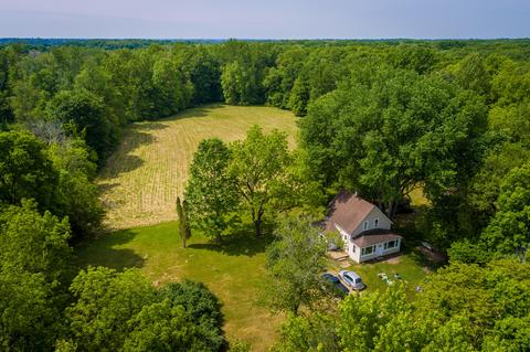 6180 Long Rd, Three Oaks, MI 49128 photo 3