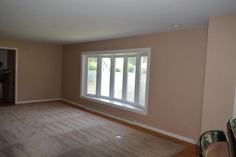 400 E Maple, Fremont, MI 49412 photo 17