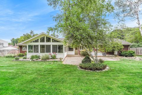 400 E Maple, Fremont, MI 49412 photo 3