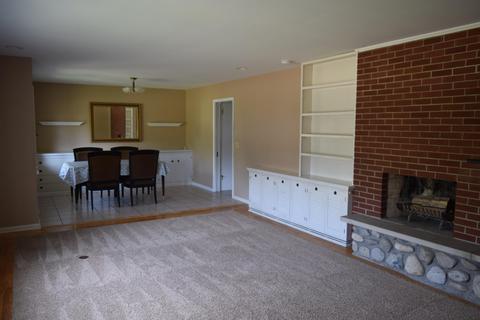 400 E Maple, Fremont, MI 49412 photo 13