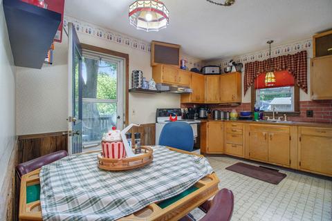 208 N Webster St, Augusta, MI 49012 photo 10