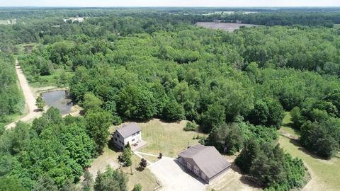 9400 E Spencer Rd, Crystal, MI 48818 photo 3