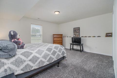 817 11th St, Plainwell, MI 49080 photo 31