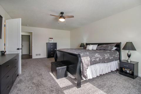 817 11th St, Plainwell, MI 49080 photo 16