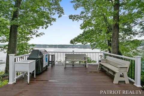 9576 Peninsula Dr, Grant, MI 49327 photo 24
