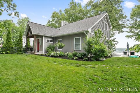9576 Peninsula Dr, Grant, MI 49327 photo 4