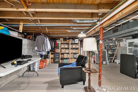 9576 Peninsula Dr, Grant, MI 49327 photo 35