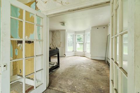 269 Fifth St, Manistee, MI 49660 photo 6