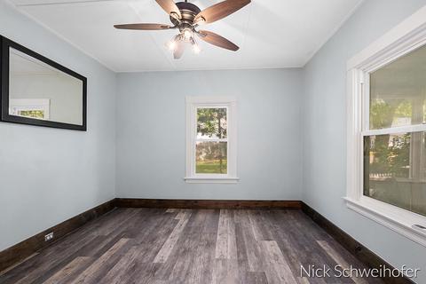 319 Maple St, Spring Lake, MI 49456 photo 14