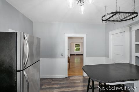 319 Maple St, Spring Lake, MI 49456 photo 7