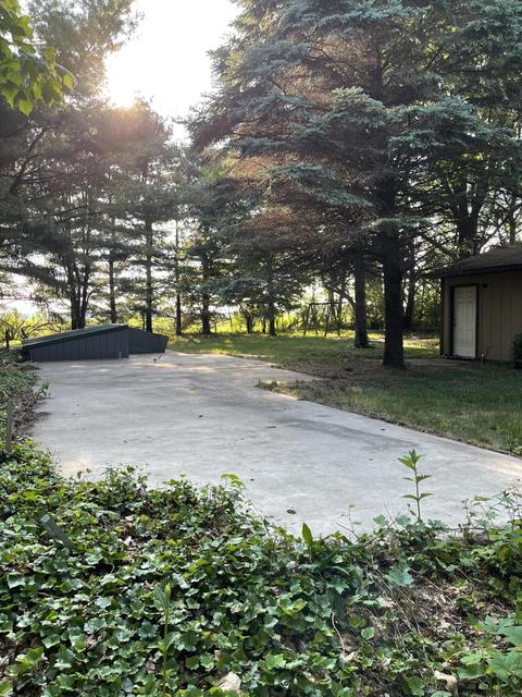 18820 Sixth Ave, Three Rivers, MI 49093 photo 1