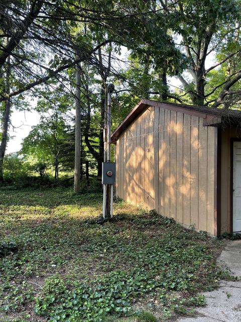 18820 Sixth Ave, Three Rivers, MI 49093 photo 4