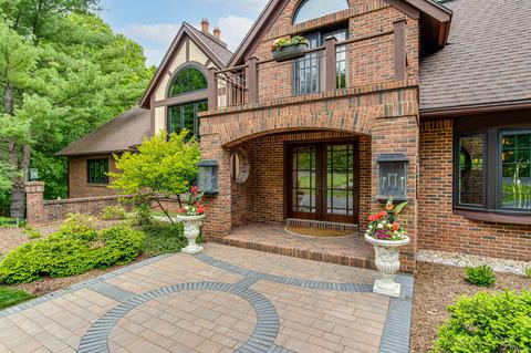 1012 Conservation Ct NE, Ada, MI 49301 photo 2