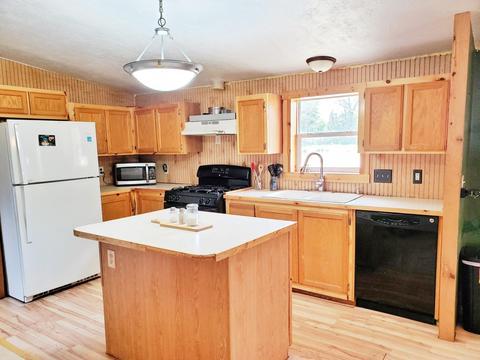 2555 S Evergreen Dr, White Cloud, MI 49349 photo 11