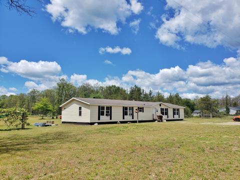 2555 S Evergreen Dr, White Cloud, MI 49349 photo 1