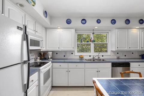 8118 28th St SE, Ada, MI 49301 photo 15