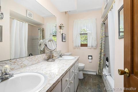 8118 28th St SE, Ada, MI 49301 photo 20