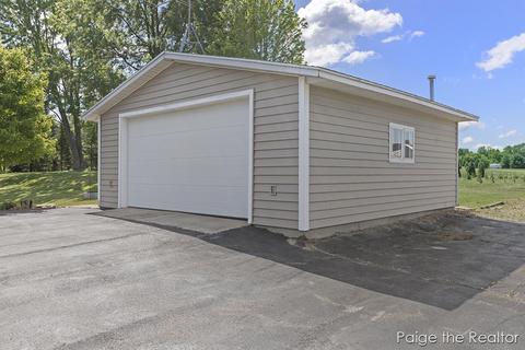 8118 28th St SE, Ada, MI 49301 photo 5