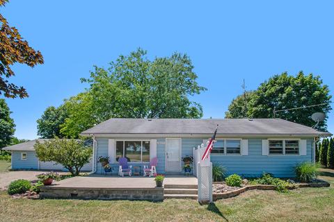 26055 Eldridge Dr, Mendon, MI 49072 photo 1