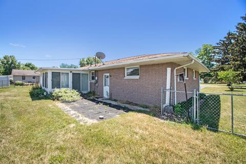 817 E Park Dr, Niles, MI 49120 photo 4