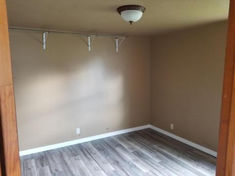 408 W Silver St, Reading, MI 49274 photo 6