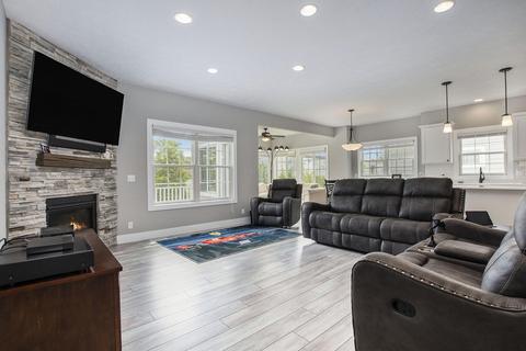 616 Parkview Ave, Spring Lake, MI 49456 photo 8